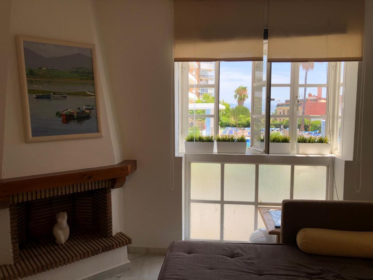 El Cortijuelo. Magnificent Triplex Terraced House With Rooftop Of 18M2, Overlooking The Sea. Parking Торремолинос Экстерьер фото