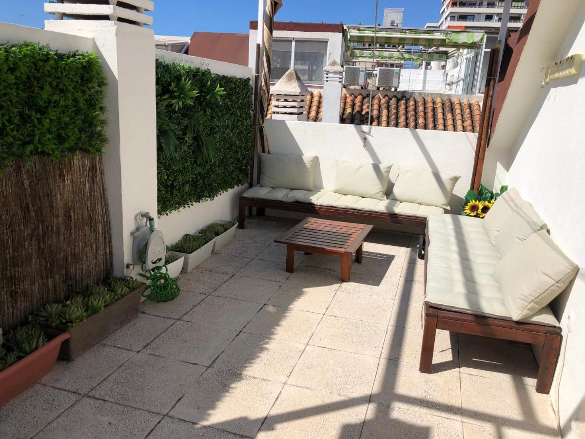 El Cortijuelo. Magnificent Triplex Terraced House With Rooftop Of 18M2, Overlooking The Sea. Parking Торремолинос Экстерьер фото
