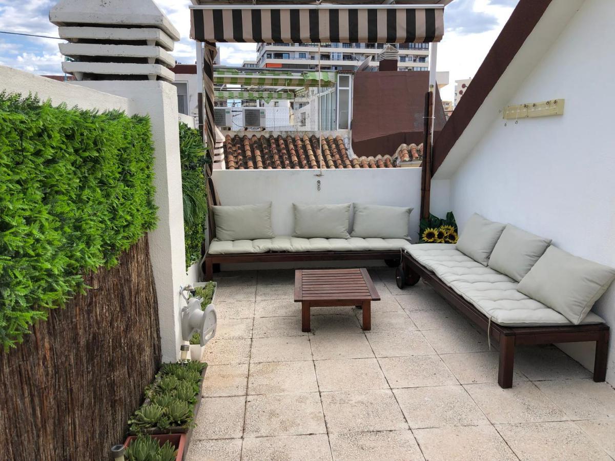 El Cortijuelo. Magnificent Triplex Terraced House With Rooftop Of 18M2, Overlooking The Sea. Parking Торремолинос Экстерьер фото