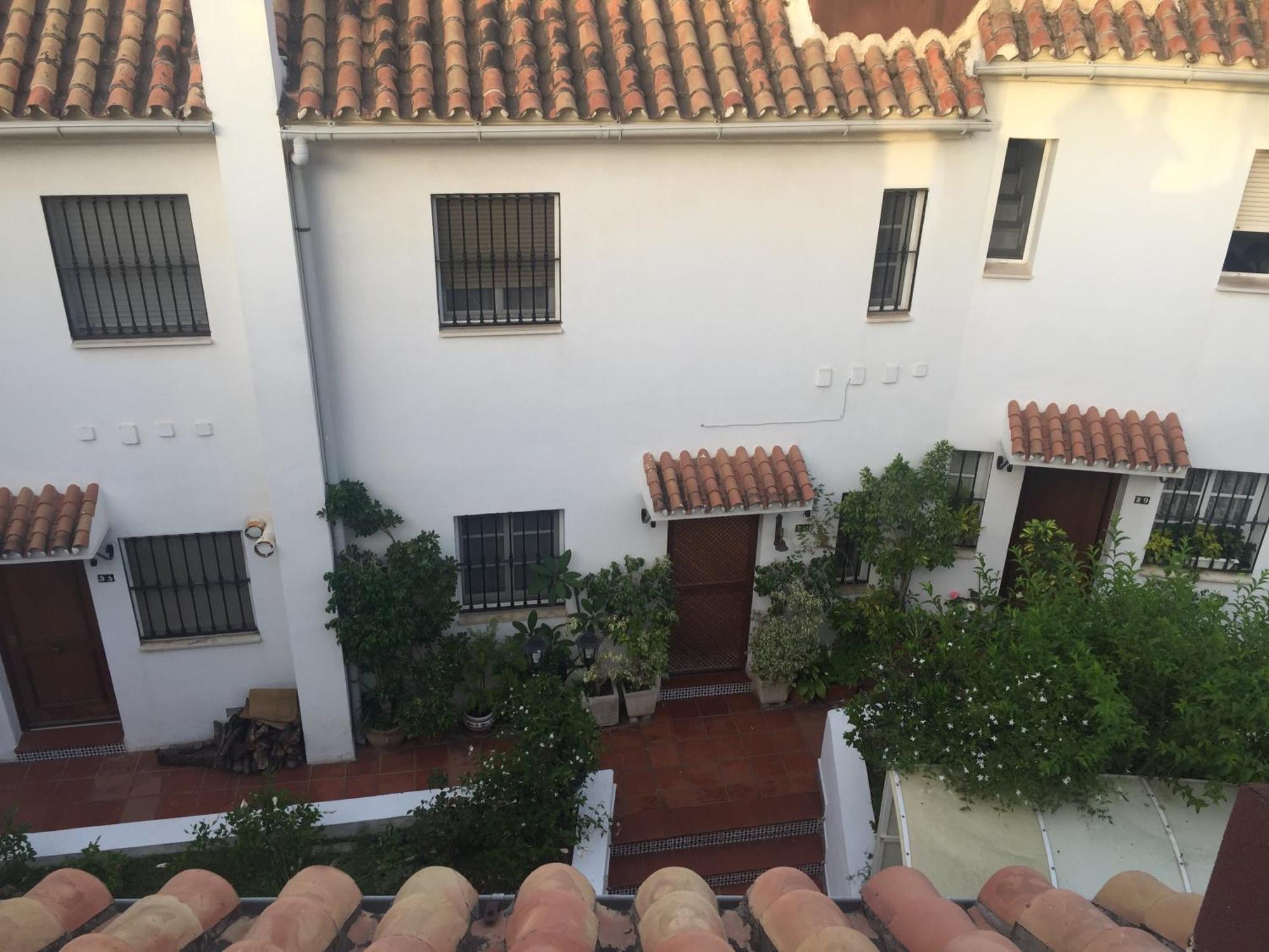 El Cortijuelo. Magnificent Triplex Terraced House With Rooftop Of 18M2, Overlooking The Sea. Parking Торремолинос Экстерьер фото