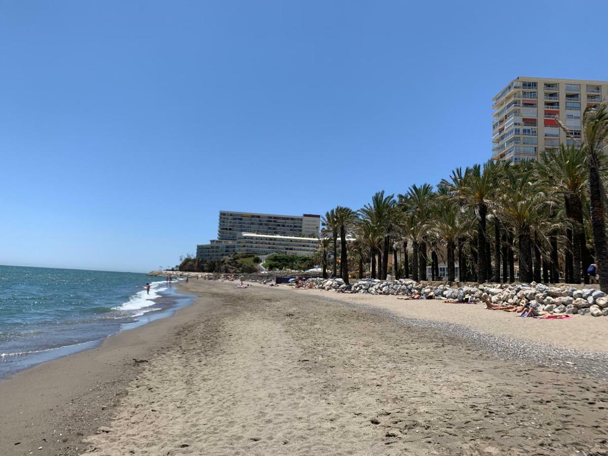 El Cortijuelo. Magnificent Triplex Terraced House With Rooftop Of 18M2, Overlooking The Sea. Parking Торремолинос Экстерьер фото